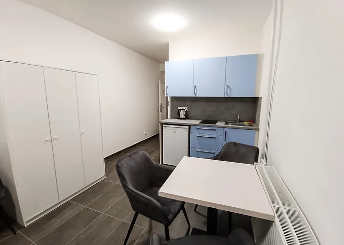 Hostel Rolnicke Namesti 8