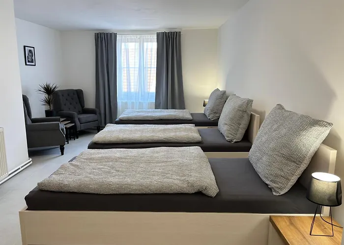 Hostel Rolnicke Namesti 8 Plzen