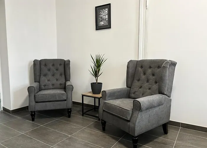 Rolnicke Namesti 8 Hostel Plzen