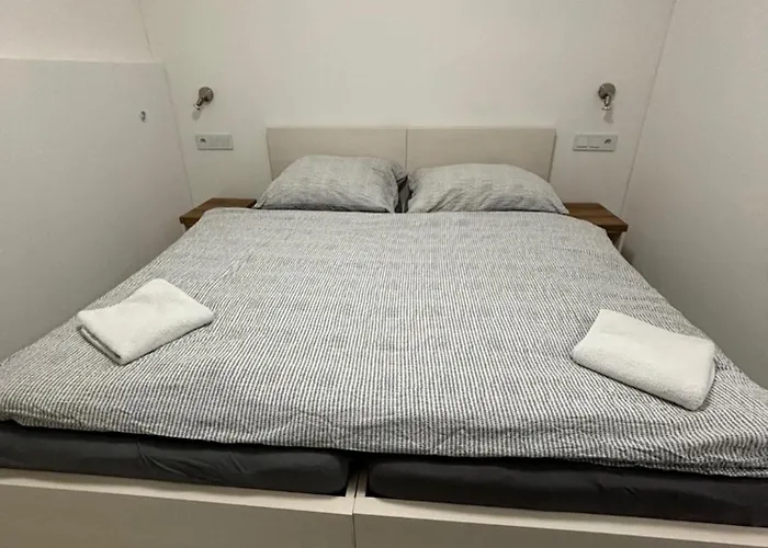 Rolnicke Namesti 8 * プルゼニ