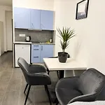 Rolnické Náměstí 8 Auberge de jeunesse Plzeň