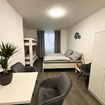 Rolnické Náměstí 8 Auberge de jeunesse *