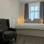 Rolnické Náměstí 8 Plzeň
