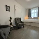 Rolnické Náměstí 8 Auberge de jeunesse *