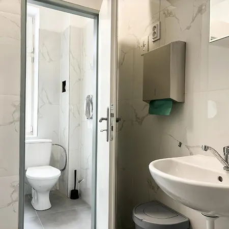Rolnicke Namesti 8 Vandrerhjem