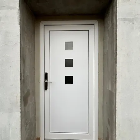 Rolnicke Namesti 8 Hostel *